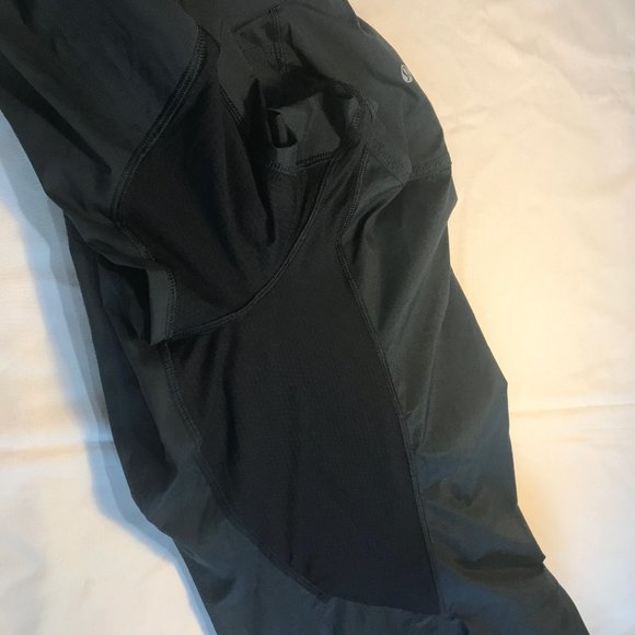 Like New Lululemon Run: Make A Break Jacket (worn once) - Picture 5 of 12